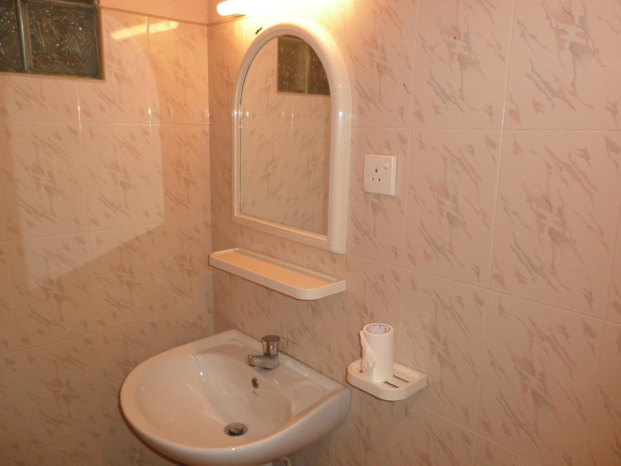 Mccarthy Guesthouse Kandy Quarto foto